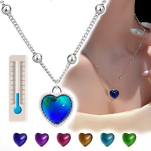 "El Collar que Refleja tus Emociones con Elegancia"